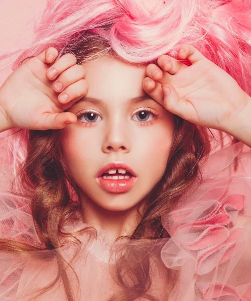 beautiful-little-princess-girl-in-pink-dress-2025-10-16-05-37-29-utc (1)